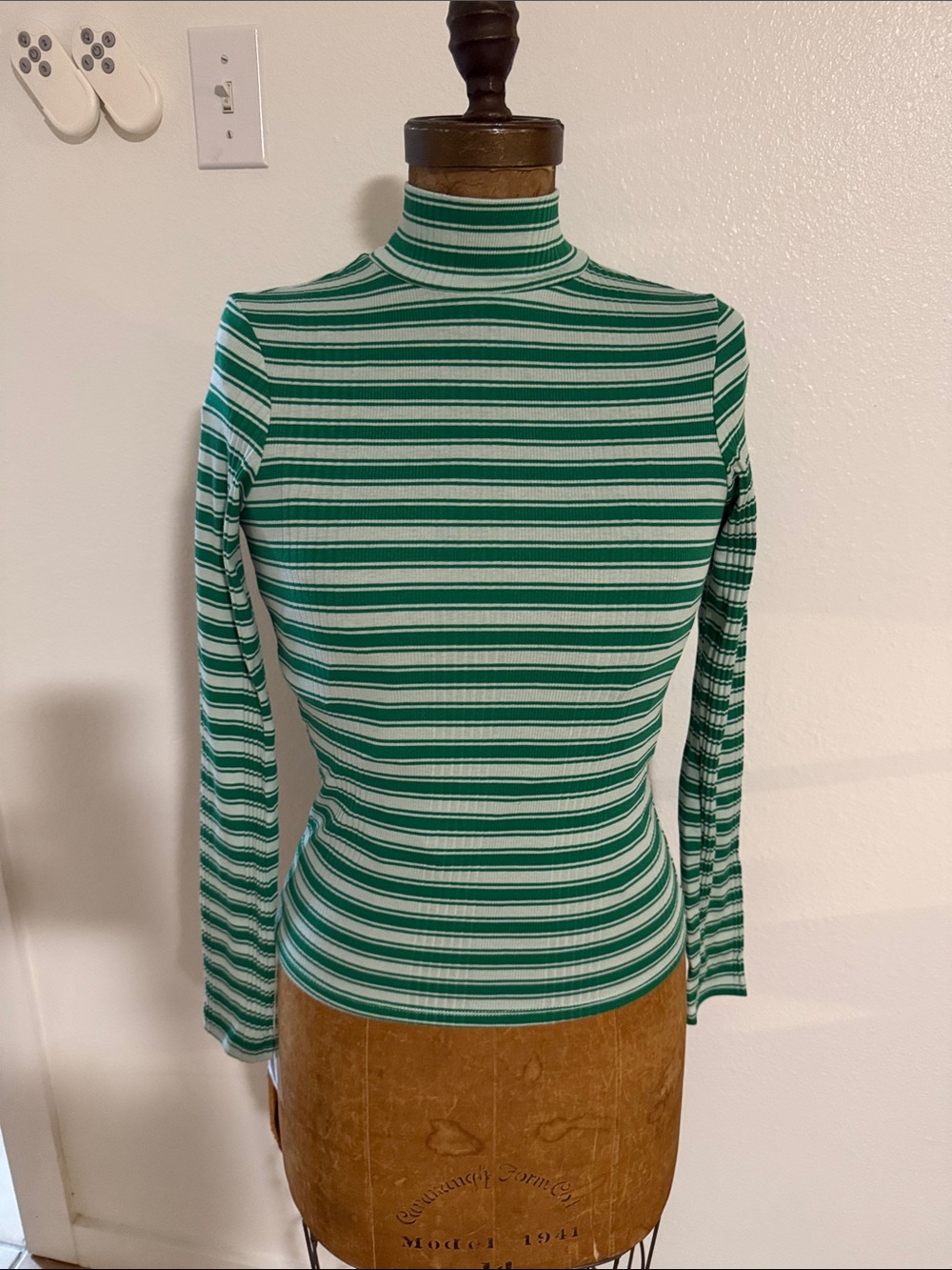 NWT Victoria’s Secret Green and white striped mock neck long sleeve top in XS